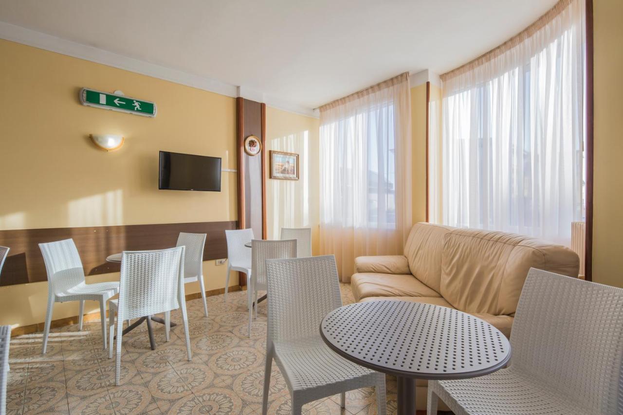 Hotel Rosy Battipaglia Kültér fotó