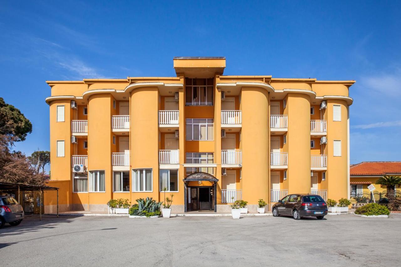 Hotel Rosy Battipaglia Kültér fotó
