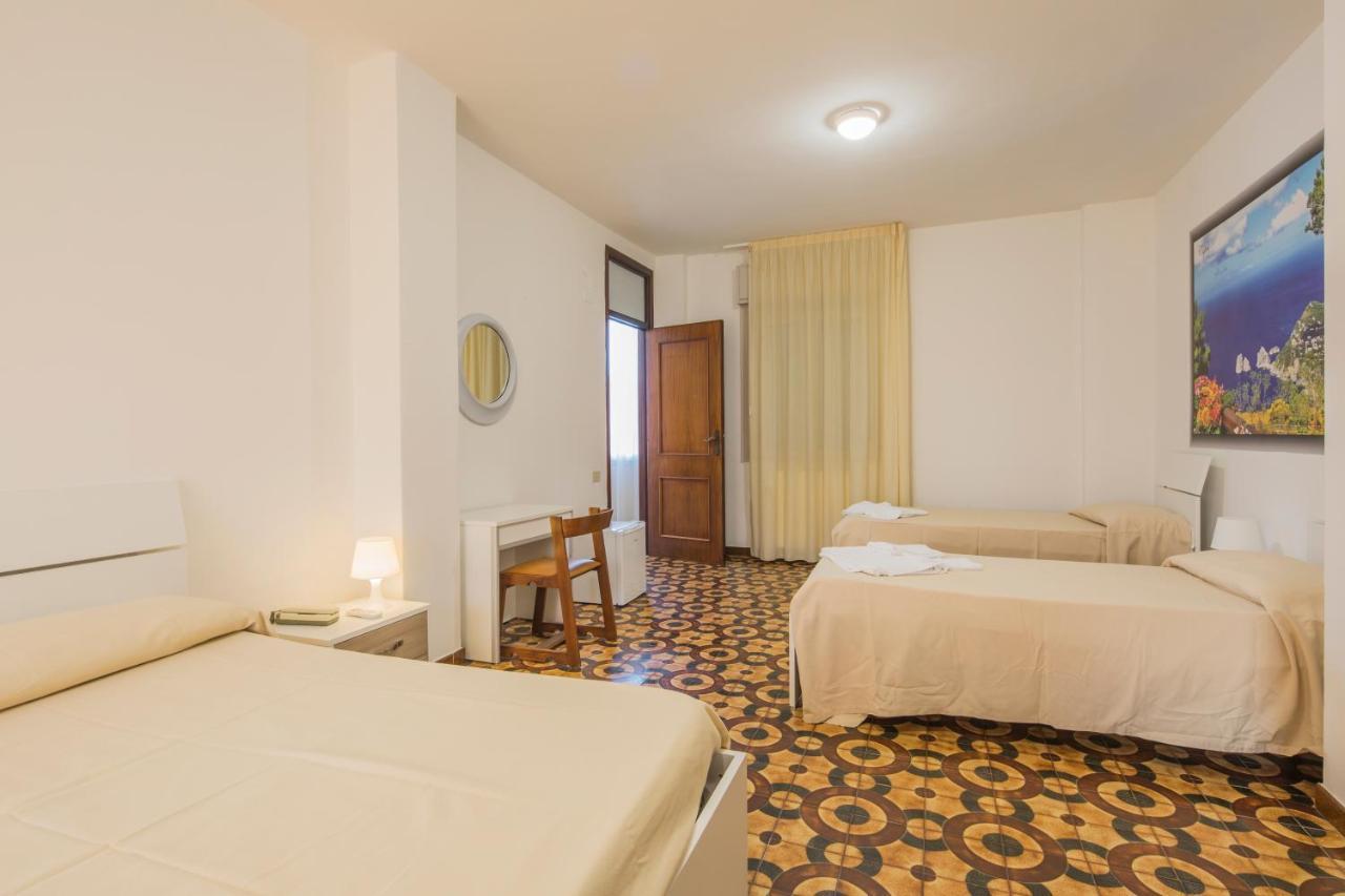Hotel Rosy Battipaglia Kültér fotó