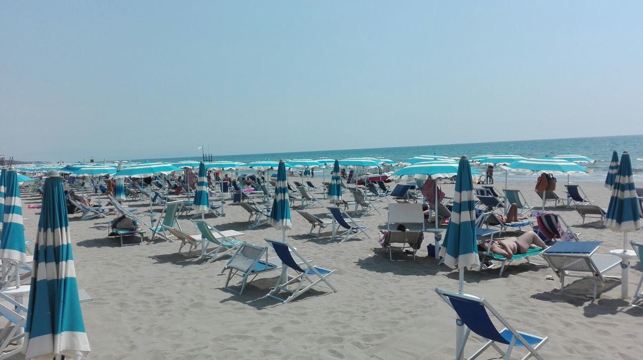 Hotel Rosy Battipaglia Kültér fotó