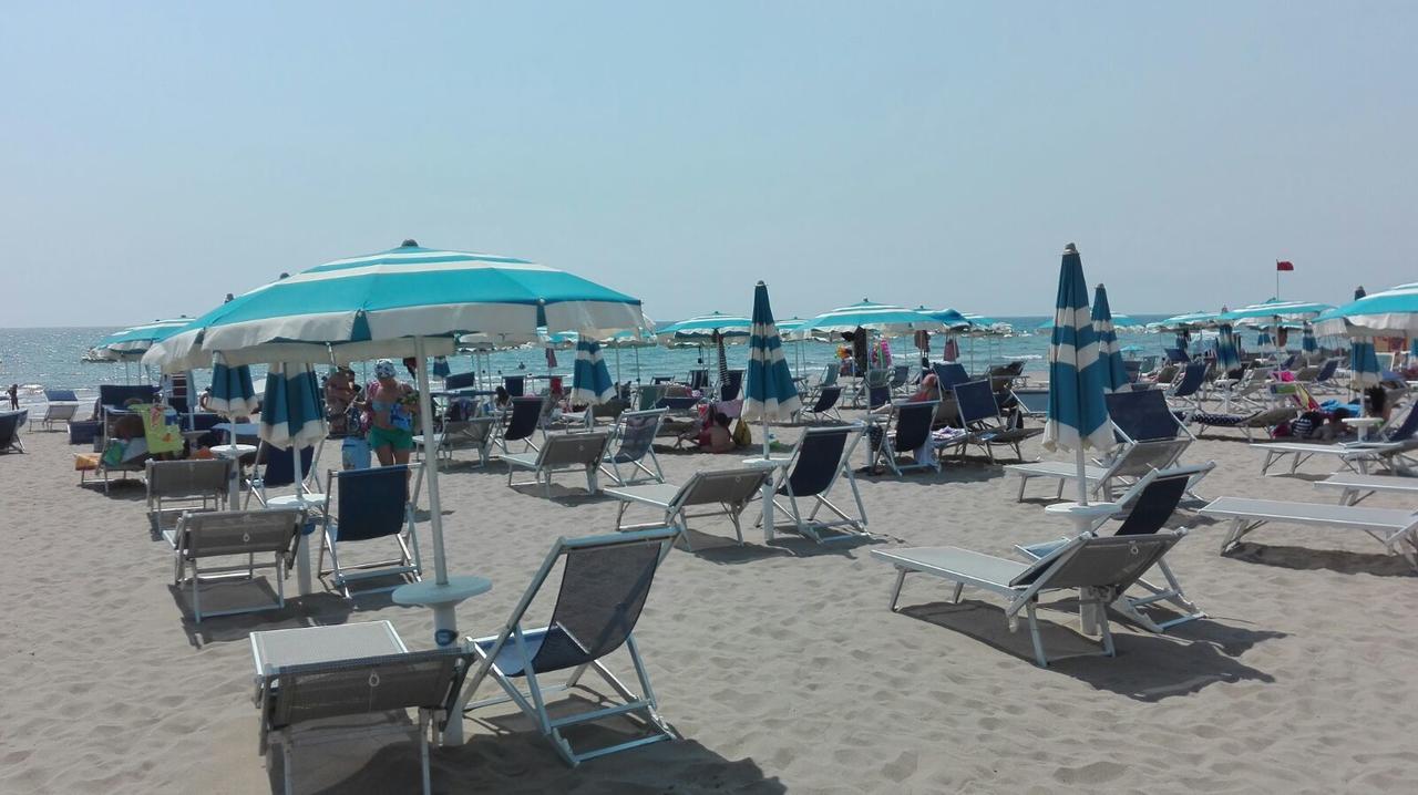 Hotel Rosy Battipaglia Kültér fotó